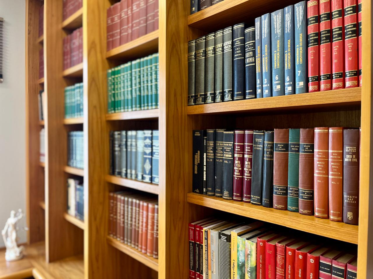 Espaço de atendimento do escritório